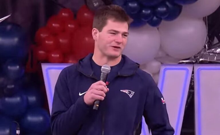 🏈 Super Bowl 2026 Parties – Book Strippers for Pre-Game, Halftime & Post-Game Fun